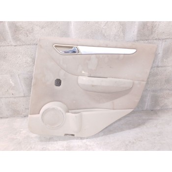 GUARNECIDO PUERTA TRASERA DERECHA A16973050709F04 