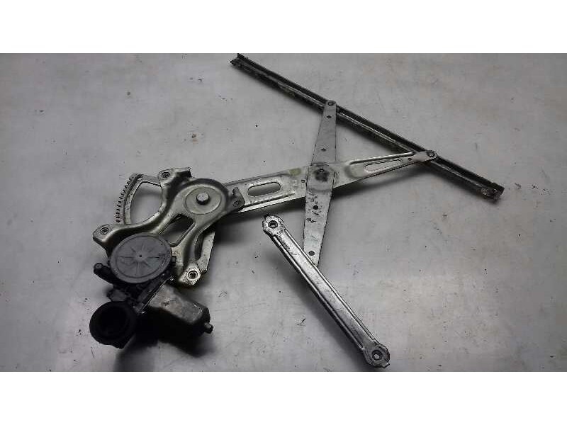 Recambio de elevalunas delantero izquierdo para lexus is200 (ds2/is2) 220d referencia OEM IAM 8572058010  
