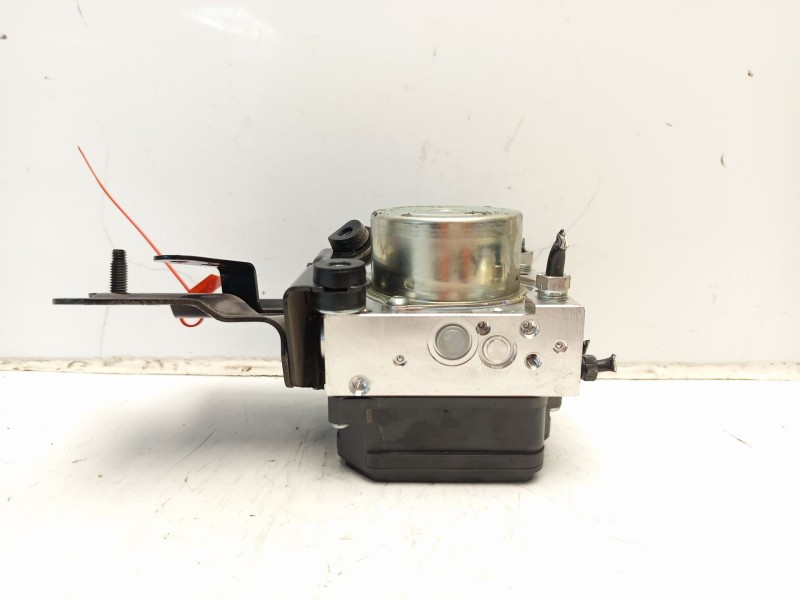 Recambio de abs para toyota corolla (e21) referencia OEM IAM 4405016100  