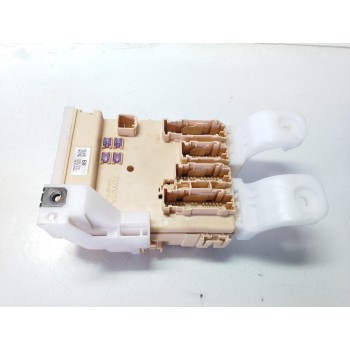 CAJA RELES / FUSIBLES 8273042811 63586798 