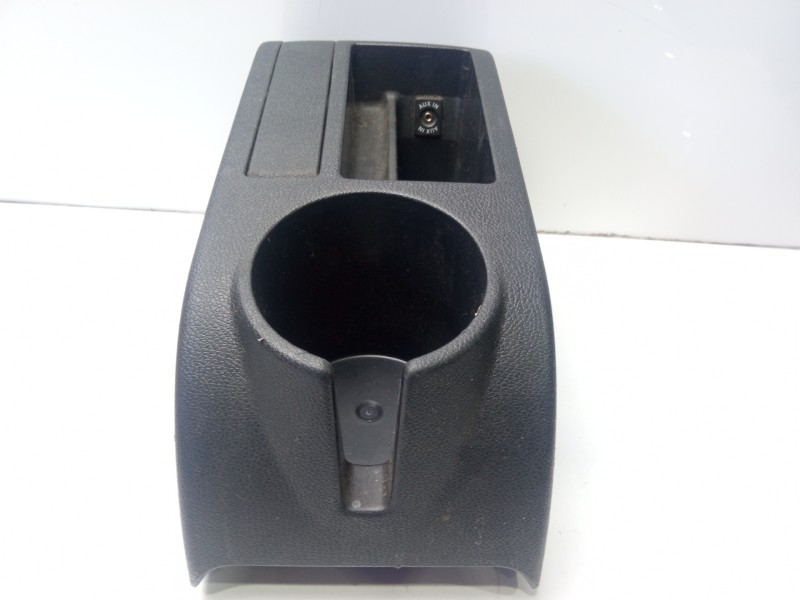 Recambio de moldura para volkswagen golf vi (5k1) advance referencia OEM IAM 1K0863323P82V 1K0863323P 