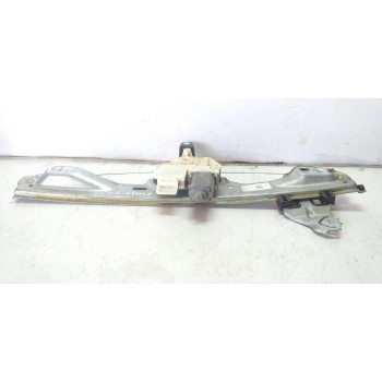ELEVALUNAS DELANTERO DERECHO 80700HV00B 