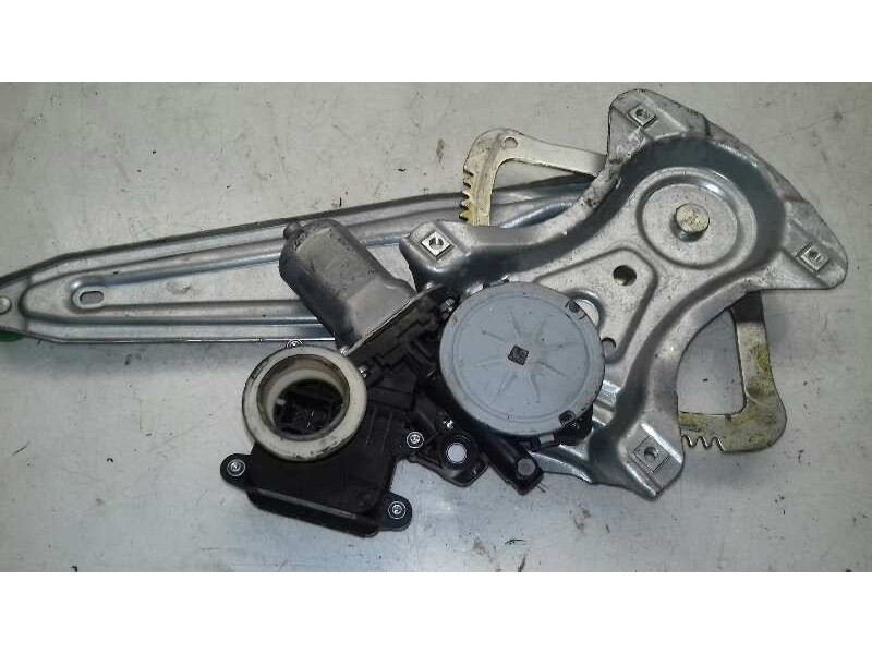 Recambio de elevalunas delantero derecho para toyota auris luna+ referencia OEM IAM 977556106  