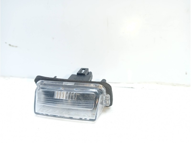 Recambio de piloto matricula para toyota yaris referencia OEM IAM 812700D120  