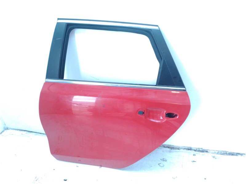 Recambio de puerta trasera izquierda para kia ceed business referencia OEM IAM 77003J7200  