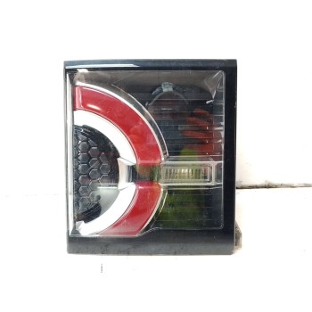 PILOTO TRASERO DERECHO INTERIOR LR101698 