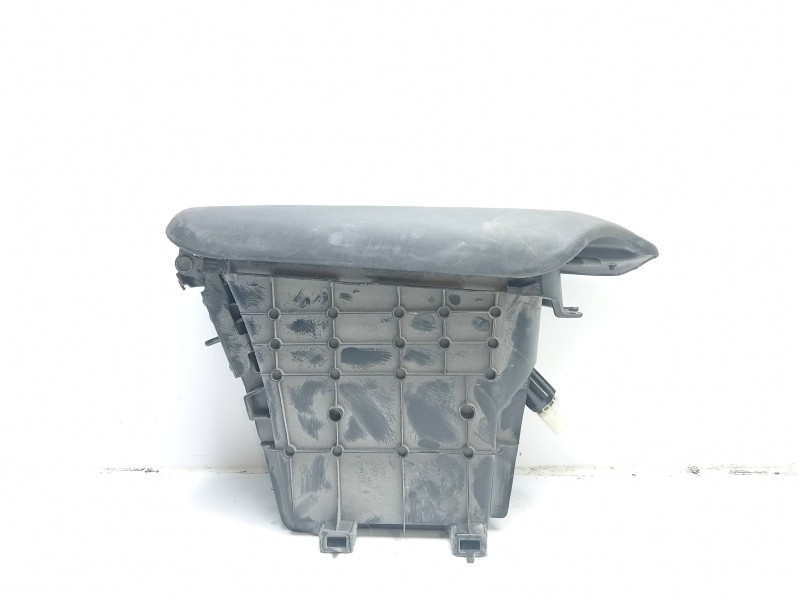 Recambio de apoyabrazos central para toyota c-hr hybrid advance referencia OEM IAM 58812F4010  