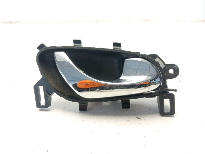 Recambio de maneta interior delantera derecha para nissan qashqai (j11) 360 referencia OEM IAM 806704EA0A  