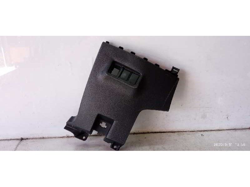 Recambio de moldura para toyota c-hr referencia OEM IAM 55545F4010 55545F4010 