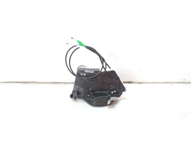 Recambio de cerradura puerta delantera derecha para toyota yaris feel referencia OEM IAM U3111130  