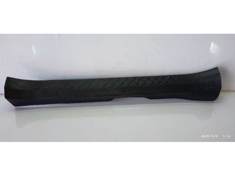 Recambio de moldura para toyota c-hr referencia OEM IAM 67913F4010  