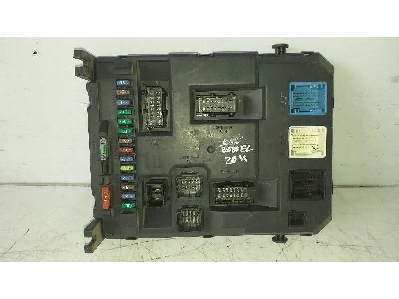 Recambio de caja reles / fusibles para citroën c3 1.4 audace referencia OEM IAM 9666952280 PRT0678001 