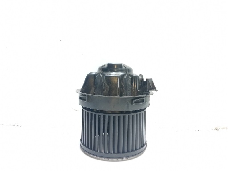 Recambio de ventilador calefaccion para peugeot 207 1.6 16v hdi referencia OEM IAM 6441V5 NN102994D 