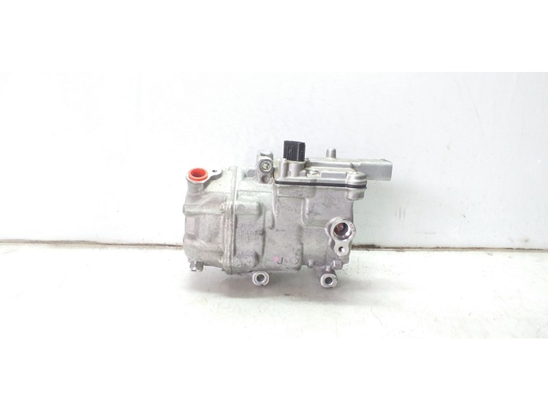 Recambio de compresor aire acondicionado para toyota yaris feel referencia OEM IAM 0422001501  