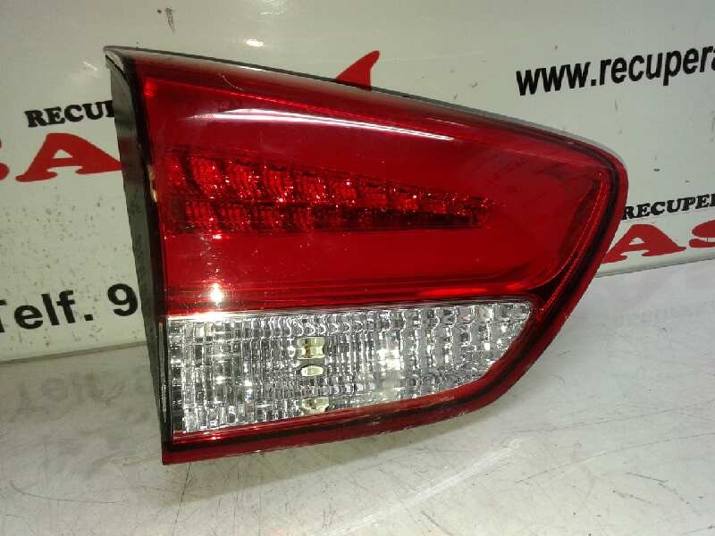 Recambio de piloto trasero central para kia carens ( ) basic referencia OEM IAM 92403A4110  