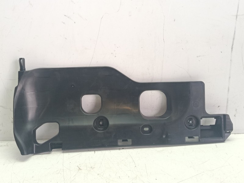 Recambio de molduras delanteras para toyota yaris (_p21_, _pa1_, _ph1_) 1.5 hybrid (mxph10) referencia OEM IAM 55606K0030  
