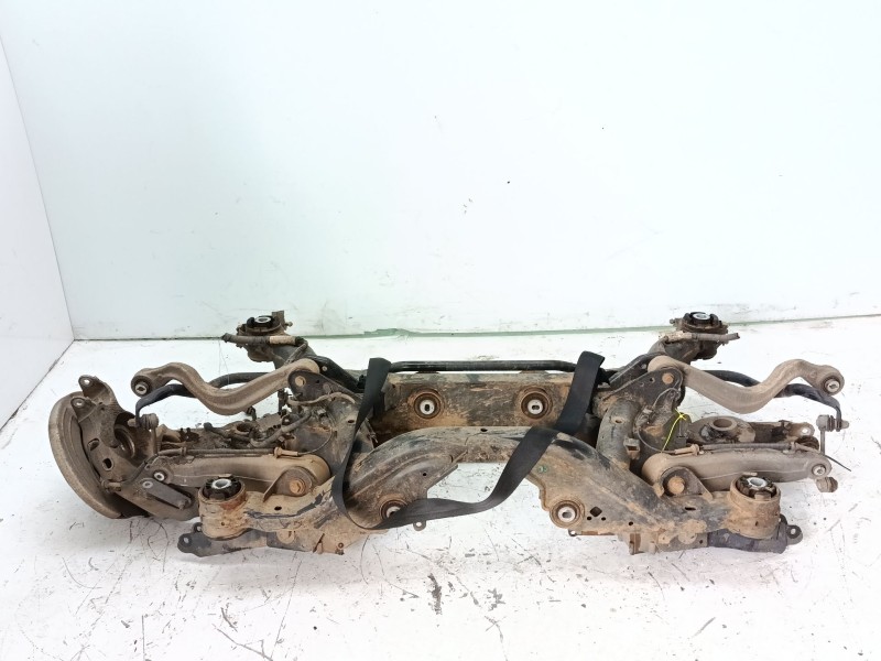 Recambio de puente trasero para land rover discovery sport (l550) 2.0 d 4x4 referencia OEM IAM LR098961  