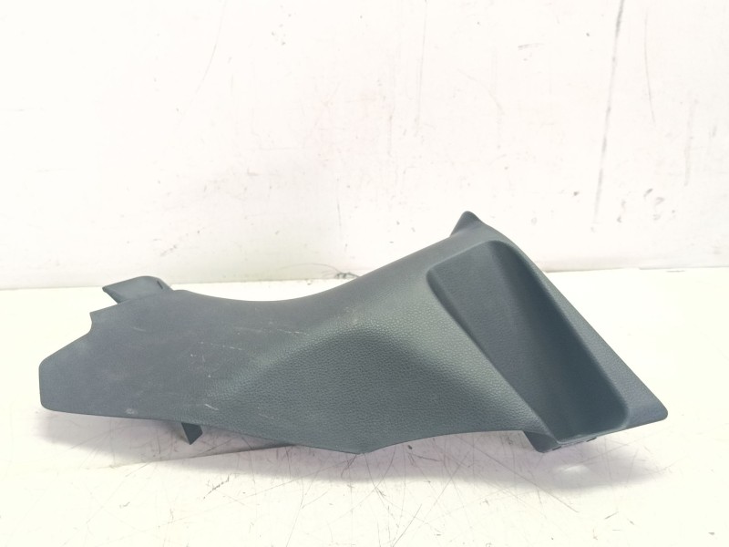 Recambio de moldura para toyota yaris (_p21_, _pa1_, _ph1_) 1.5 hybrid (mxph10) referencia OEM IAM 62112K0050  