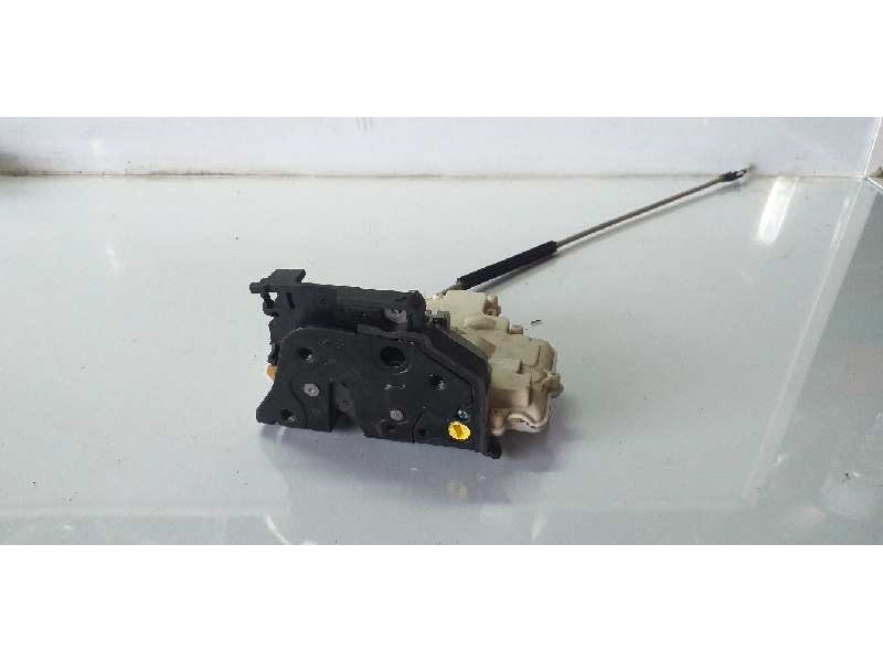 Recambio de cerradura puerta trasera izquierda para volkswagen passat berlina (3c2) advance referencia OEM IAM 3C4839015 JA6 