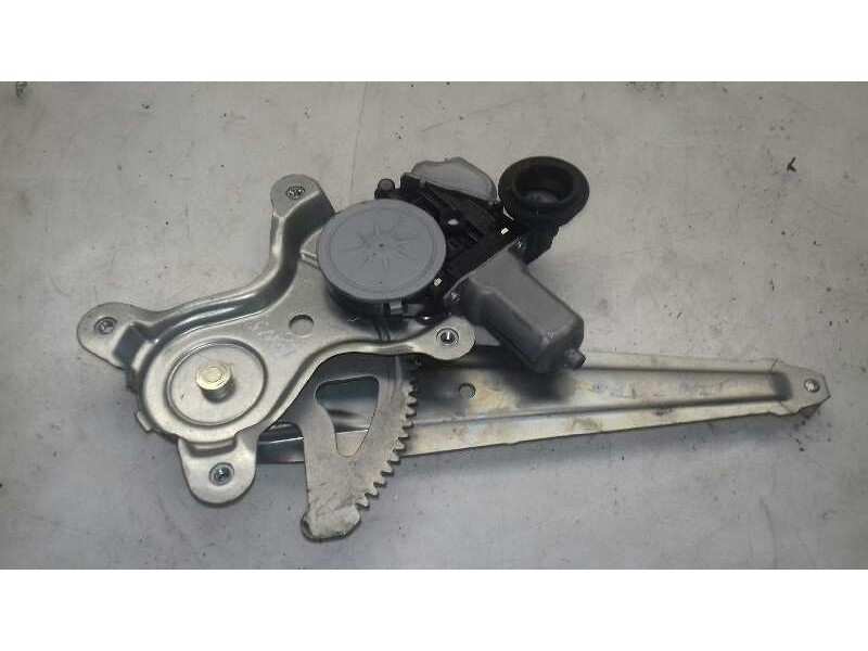 Recambio de elevalunas trasero izquierdo para lexus is200 (ds2/is2) 250 v6 referencia OEM IAM 8571053100 T72010620203150 