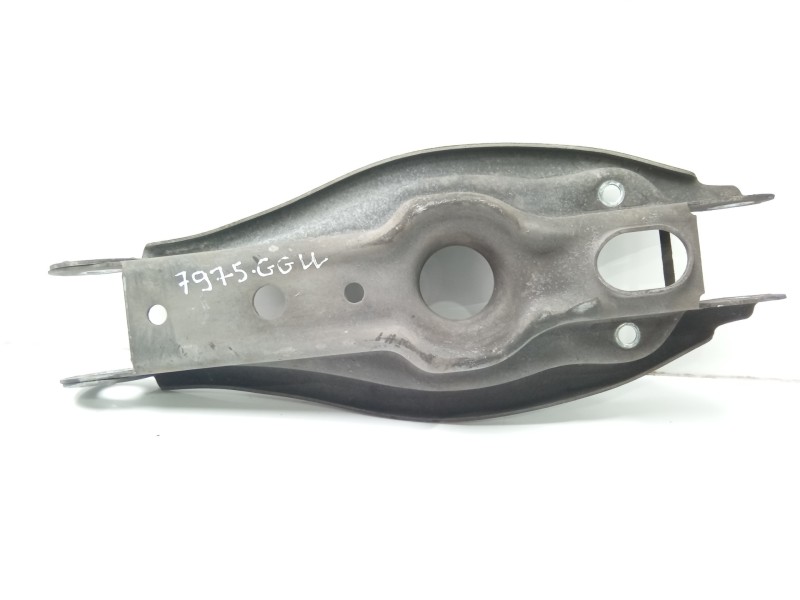 Recambio de brazo suspension inferior trasero izquierdo para bmw serie 3 berlina (e90) referencia OEM IAM 33326772899  