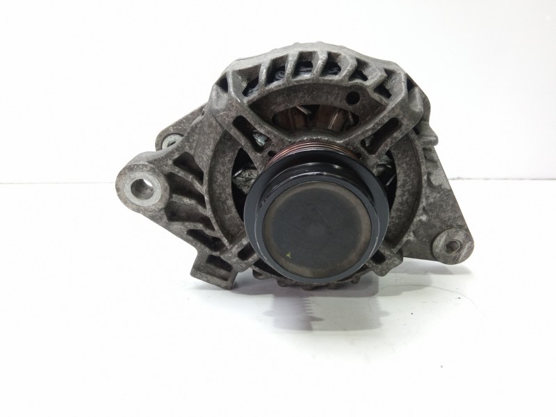 Recambio de alternador para toyota auris 1.6 16v cat referencia OEM IAM 270600T010  