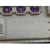 Recambio de caja reles / fusibles para toyota rav 4 referencia OEM IAM 8273042890 8922142331 