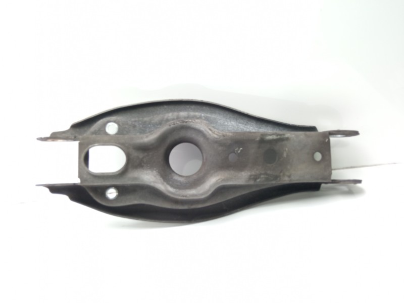 Recambio de brazo suspension inferior trasero derecho para bmw serie 3 berlina (e90) referencia OEM IAM 33326772899  