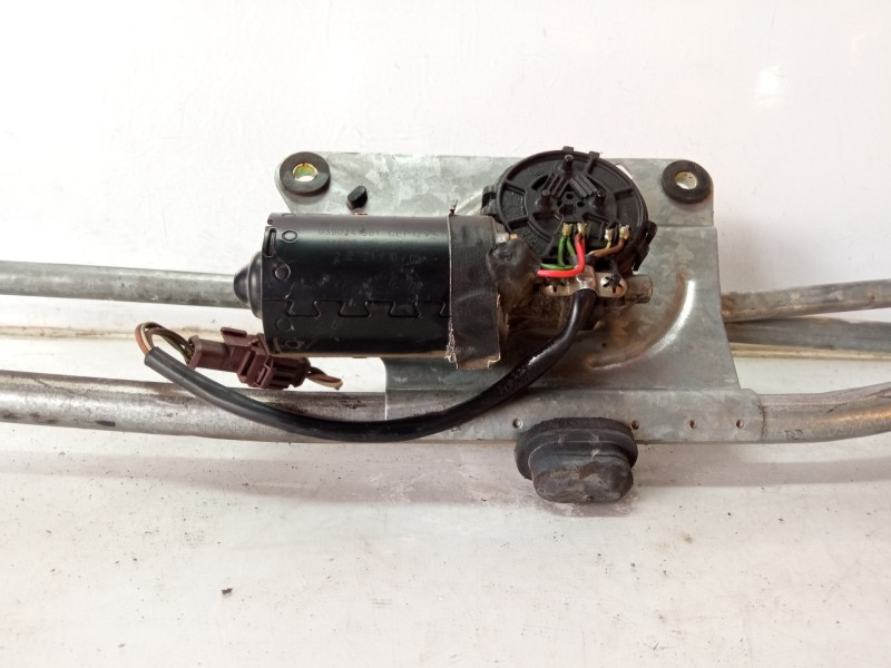 Recambio de motor limpia delantero para citroën c3 picasso seduction referencia OEM IAM 3397020573 0390241381 