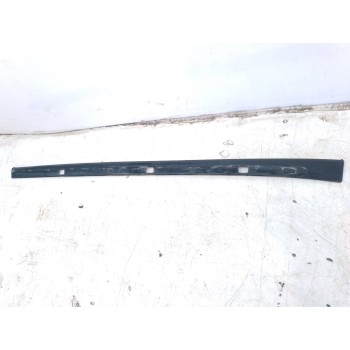 MOLDURA 81676J7300 