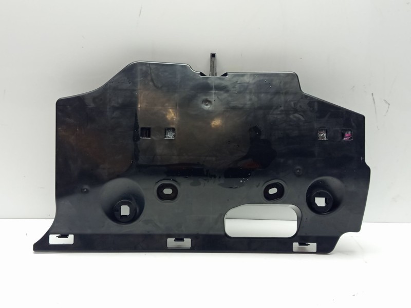 Recambio de moldura para toyota yaris referencia OEM IAM 55607K0030  