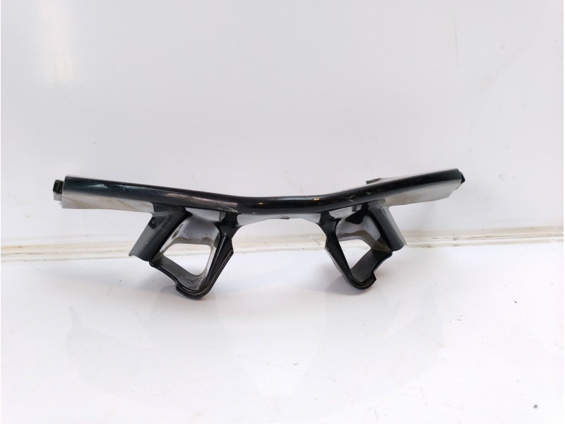 Recambio de moldura para aprilia tuono v4 r referencia OEM IAM 2B008090  