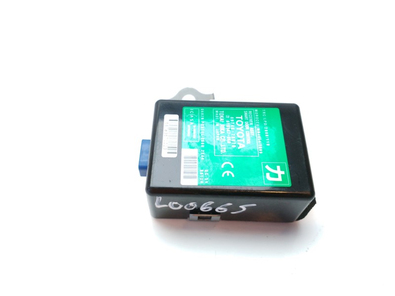Recambio de modulo electronico para lexus ct 200h referencia OEM IAM 8974076070  