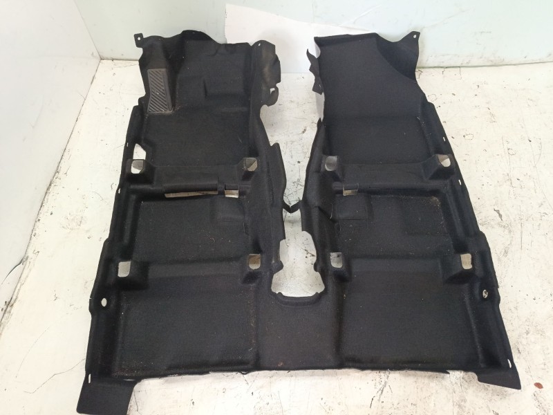 Recambio de suelo para toyota yaris (_p21_, _pa1_, _ph1_) 1.5 hybrid (mxph10) referencia OEM IAM 58561K0160  