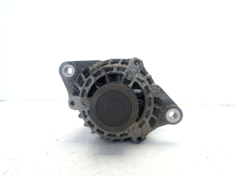 Recambio de alternador para alfa romeo 156 1.9 jtd 16v distinctive referencia OEM IAM 46809068  