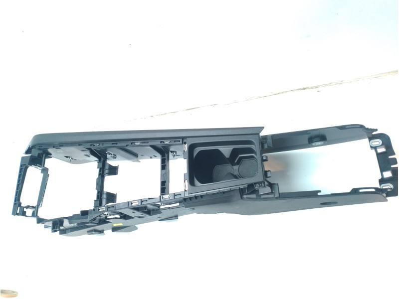 Recambio de molduras delanteras para cupra formentor tsi cupra referencia OEM IAM 5FB863241B 5FB8632414PK 