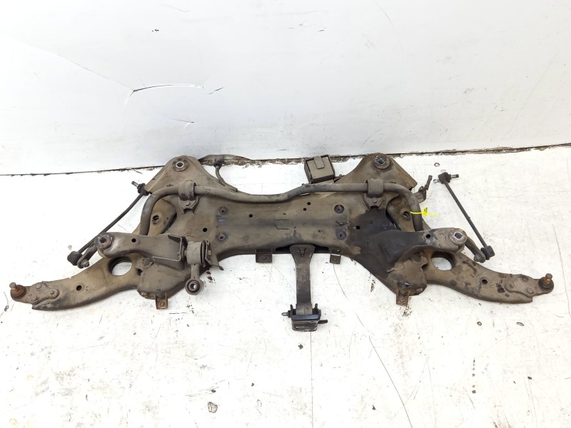 Recambio de puente delantero para kia sorento referencia OEM IAM 624052P400  