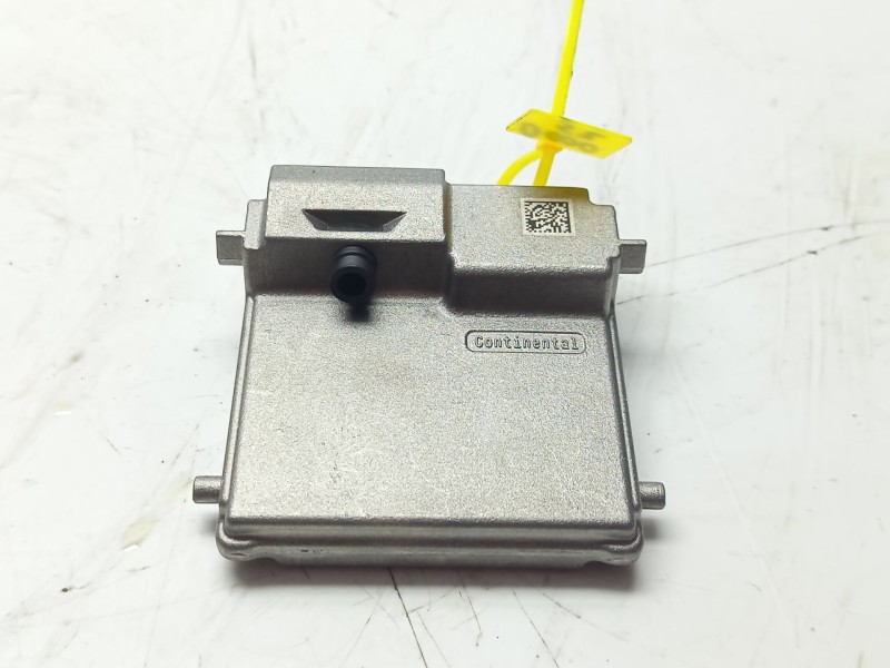 Recambio de modulo electronico para toyota yaris referencia OEM IAM 8646C0W040 10R058405 