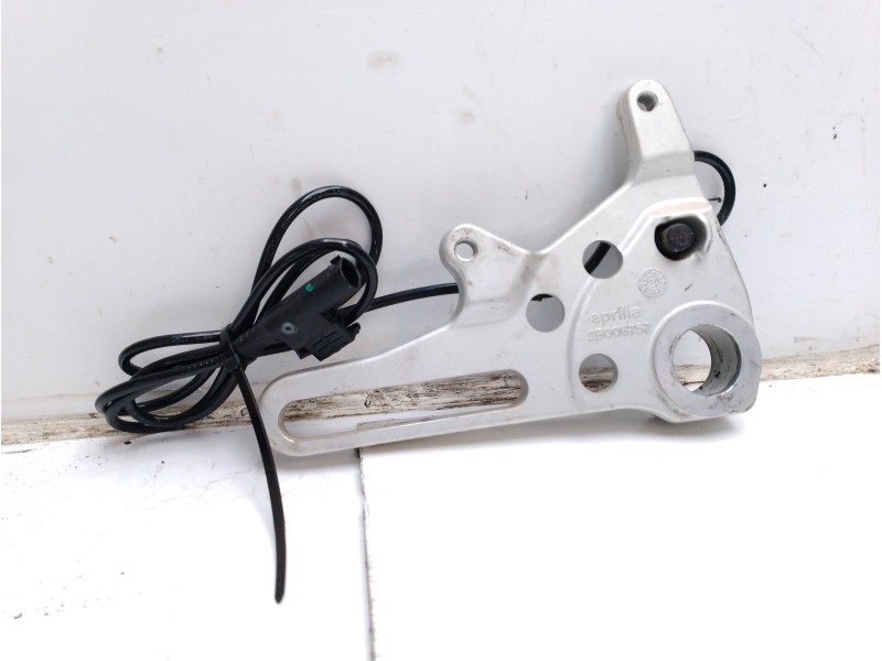 Recambio de modulo electronico para aprilia tuono v4 r referencia OEM IAM 2B006757  