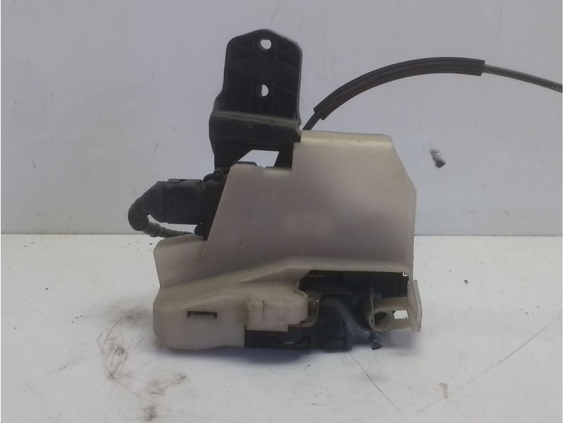 Recambio de cerradura puerta delantera izquierda para volkswagen passat berlina (3b3) 1.9 tdi referencia OEM IAM 3B1837015Q  