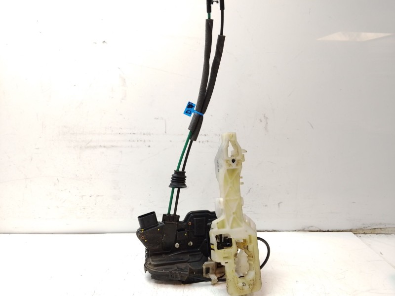 Recambio de cerradura puerta delantera izquierda para kia sorento referencia OEM IAM 813102P000  