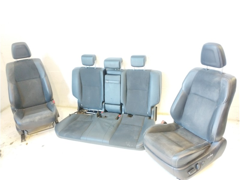 Recambio de juego asientos completo para toyota rav 4 referencia OEM IAM 7107142B30C5 7107242880C2 7107242880C2