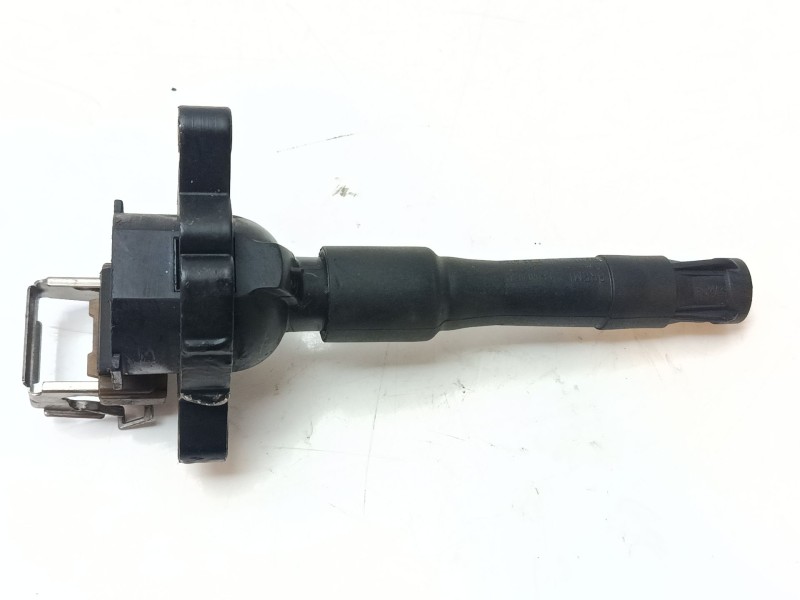 Recambio de bobina encendido para bmw serie 5 berlina (e60) 520d referencia OEM IAM 12131703228  1748017