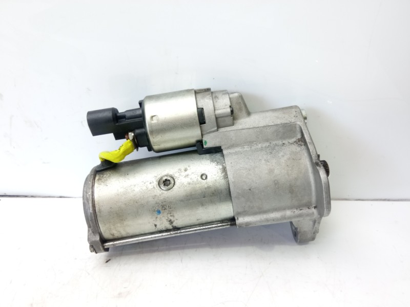 Recambio de motor arranque para volkswagen crafter caja cerrada referencia OEM IAM 2H0911023F  