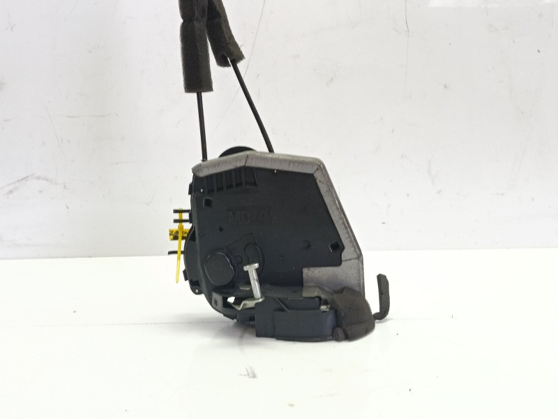 Recambio de cerradura puerta trasera izquierda para lexus gs (_s19_) 450h (grs191_, gws191_) referencia OEM IAM 6906030550  