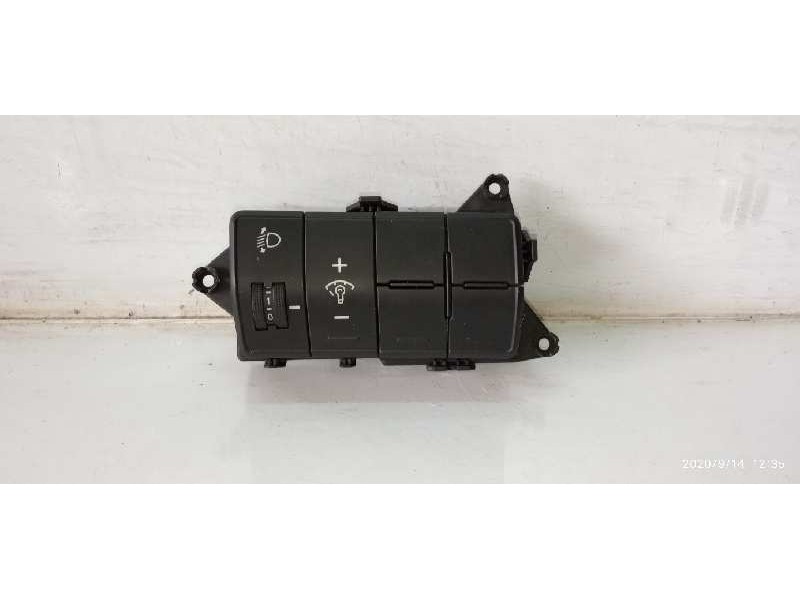 Recambio de mando multifuncion para hyundai i30 (gd) 25 aniversario referencia OEM IAM 93310A6100 39Y1AA1100 