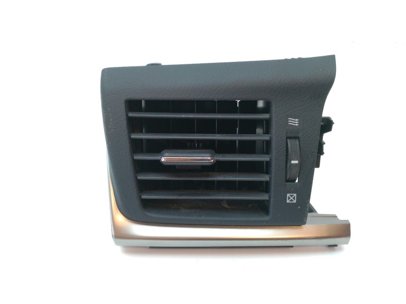 Recambio de rejilla aireadora para lexus ct 200h referencia OEM IAM 5565076010  
