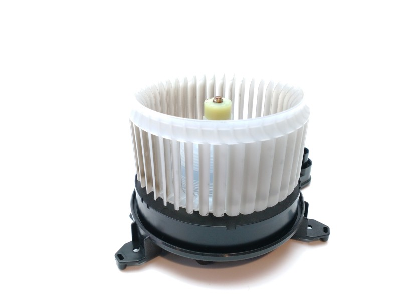 Recambio de ventilador calefaccion para toyota yaris active referencia OEM IAM 87103K0020  