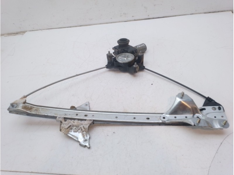 Recambio de elevalunas delantero derecho para toyota rav4 referencia OEM IAM 6980142071  8571042140