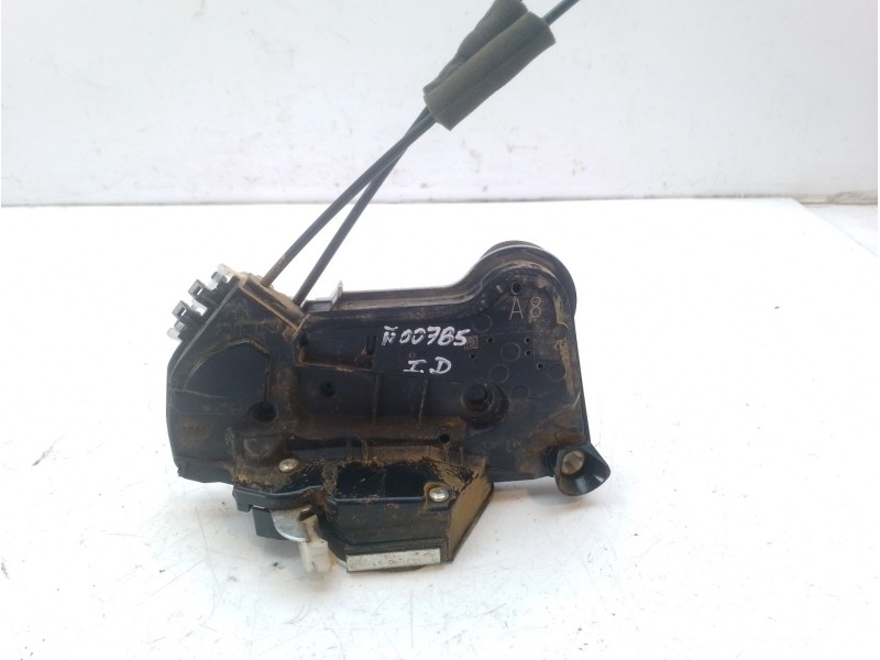 Recambio de cerradura puerta delantera izquierda para toyota rav4 referencia OEM IAM 6904053140  